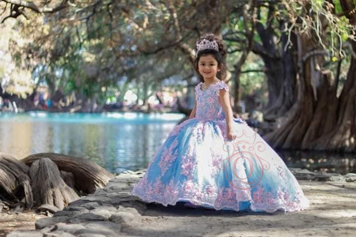 Nicoletta Gown