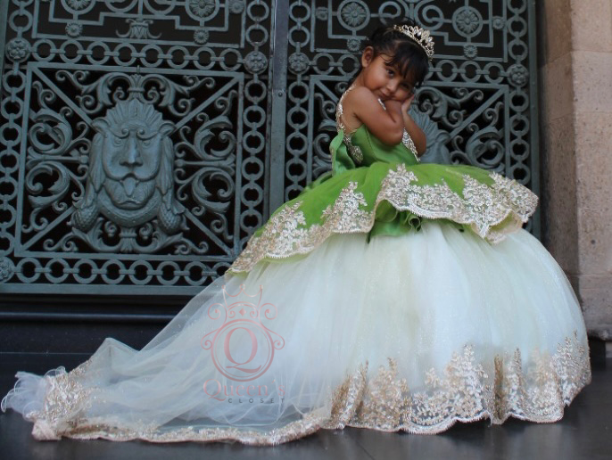 Tiana Package (Dress, Petticoat, Bouquet, Crown)